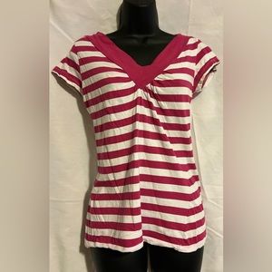 Rue 21 Large V-Neck Tee